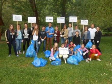 571a32ac1d4e9_Letsdoit(19)