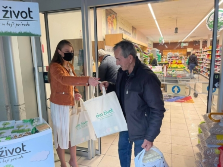 244835757_2056769691148591_1175307302105967603_n